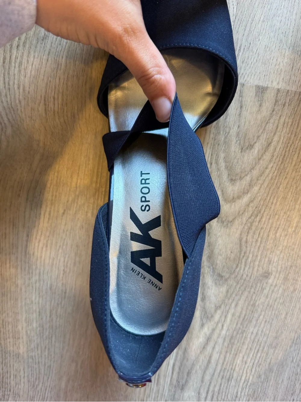 Anne Klein Navy Heels with Cross Strap - WORN ONCE!